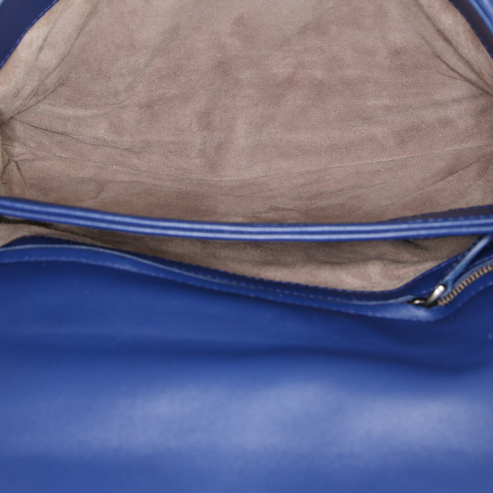 Sac à main Bottega Veneta Olimpia en cuir intrecciato bleu - Detail D3