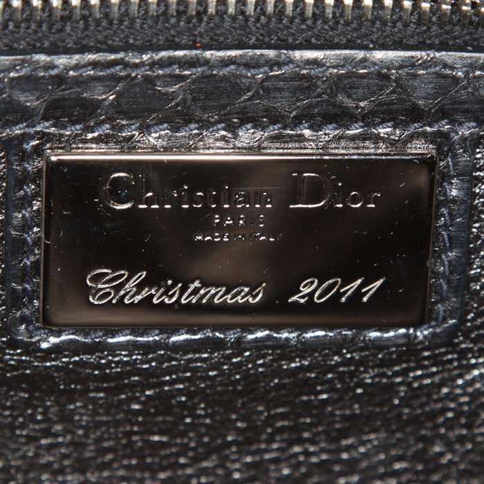 Dior Lady Dior Limited Edition medium model handbag in silver python - Detail D4
