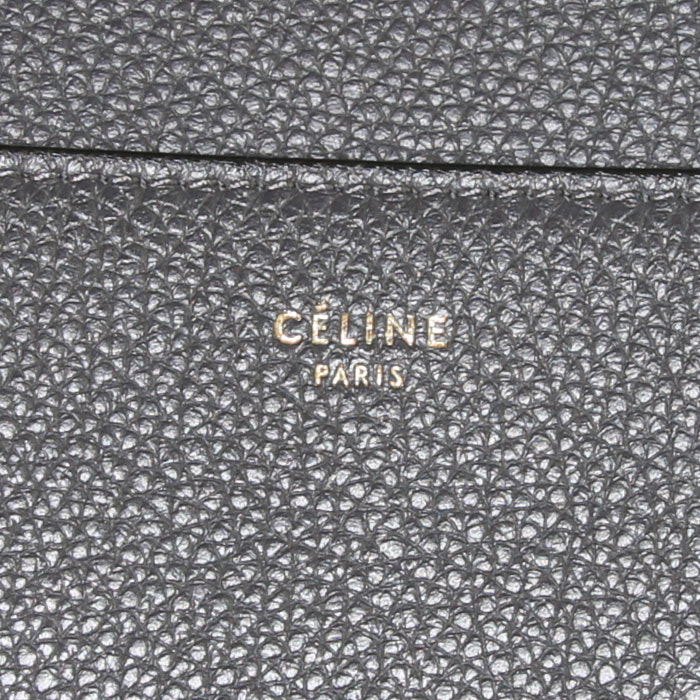 Celine Sac Sangle handbag in dark grey grained leather - Detail D3