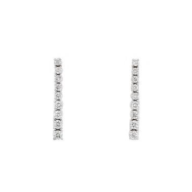 Paire de pendants d'oreilles Crescendo en or blanc et diamants (0,70 carat)
