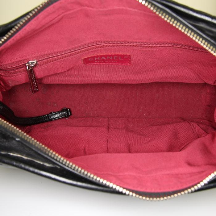 Borsa a tracolla Chanel Gabrielle  modello grande in pelle trapuntata nera - Detail D3