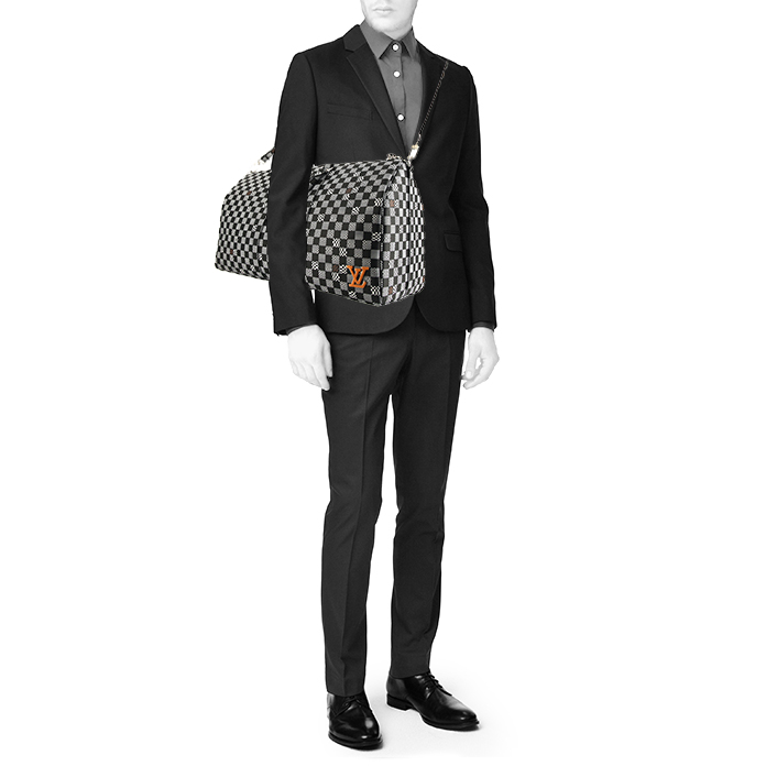 Sac de week end Louis Vuitton Keepall Editions Limitées en toile damier distorted noire et blanche - Detail D2