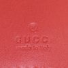 Bolso bandolera Gucci GG Marmont en cuero acolchado con motivos de espigas rojo - Detail D3 thumbnail