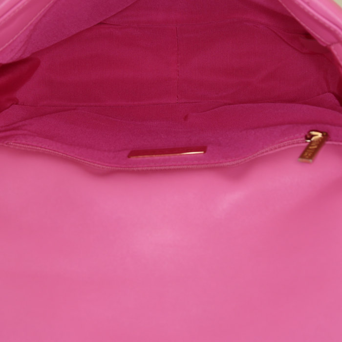 Borsa Chanel Chanel 19 in pelle trapuntata rosa - Detail D3