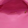 Chanel Chanel 19 handbag in pink quilted leather - Detail D3 thumbnail