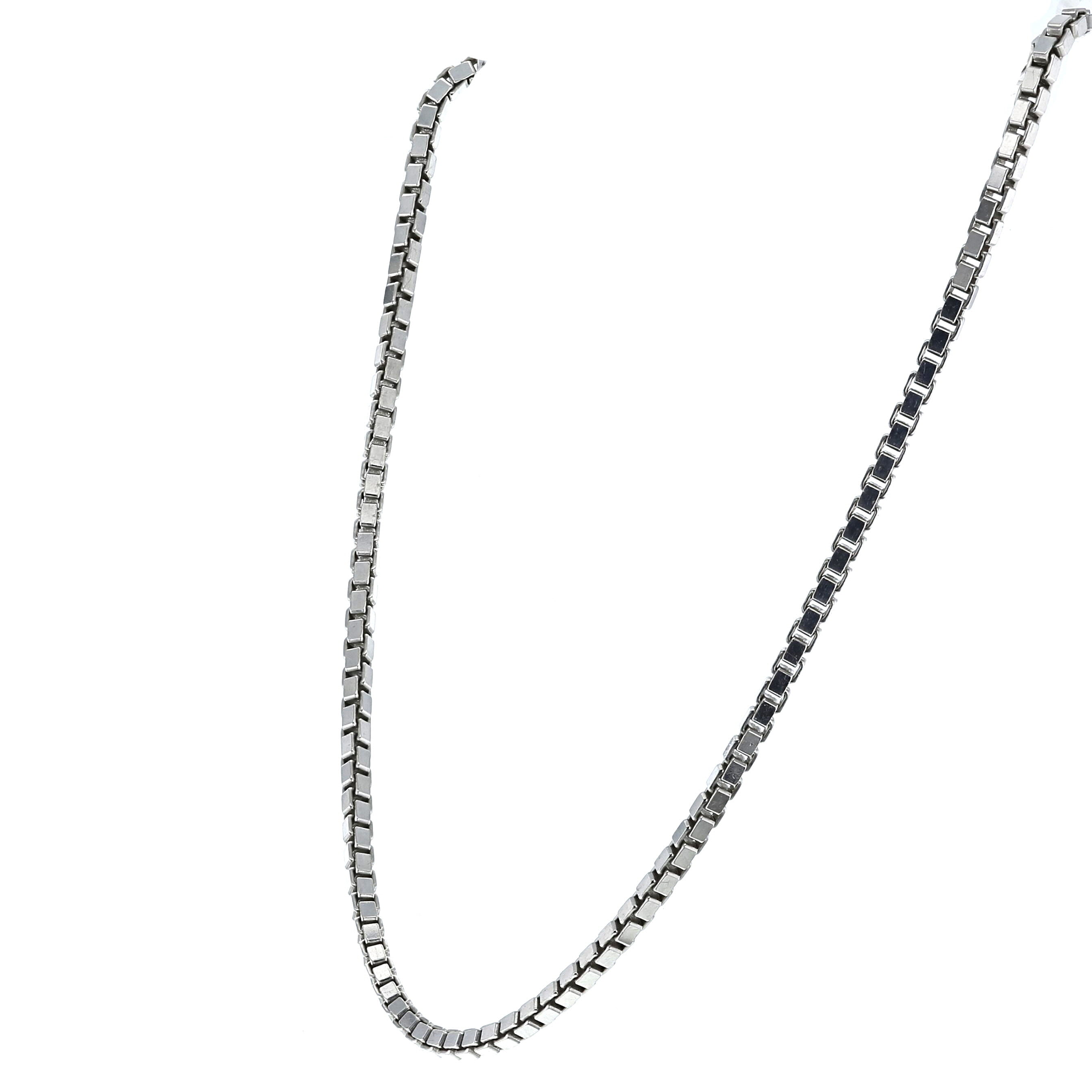 Chopard necklace in white gold - Detail D1