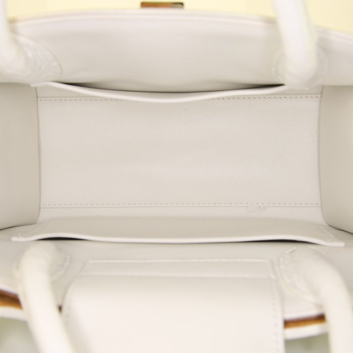 Sac à main Dior Diorever mini en cuir blanc - Detail D3