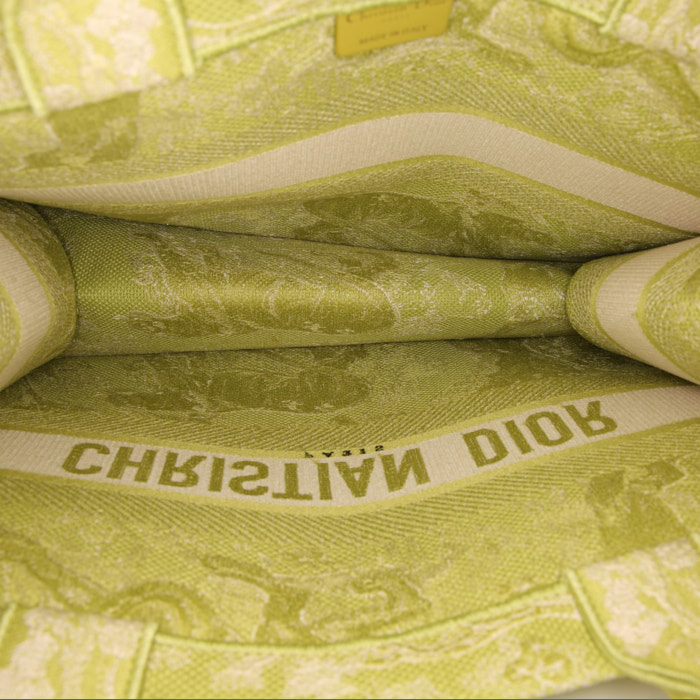 Sac cabas Dior Book Tote petit modèle en tissu brodé vert - Detail D2