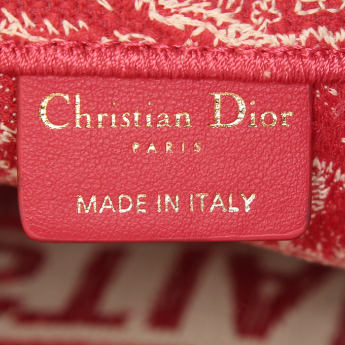Dior Book Tote small model shopping bag in red embroidered canvas - Detail D3