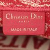 Sac cabas Dior Book Tote petit modèle en tissu brodé rouge - Detail D3 thumbnail