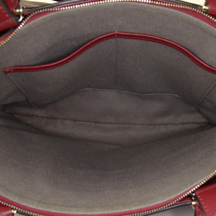 Cartier C De Cartier handbag in red leather - Detail D3