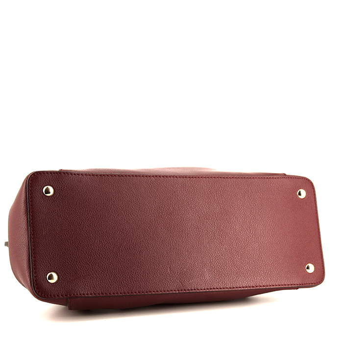 Cartier C De Cartier handbag in red leather - Detail D5