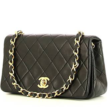 Bolso para llevar al hombro o en la mano Chanel  Mademoiselle en cuero acolchado negro