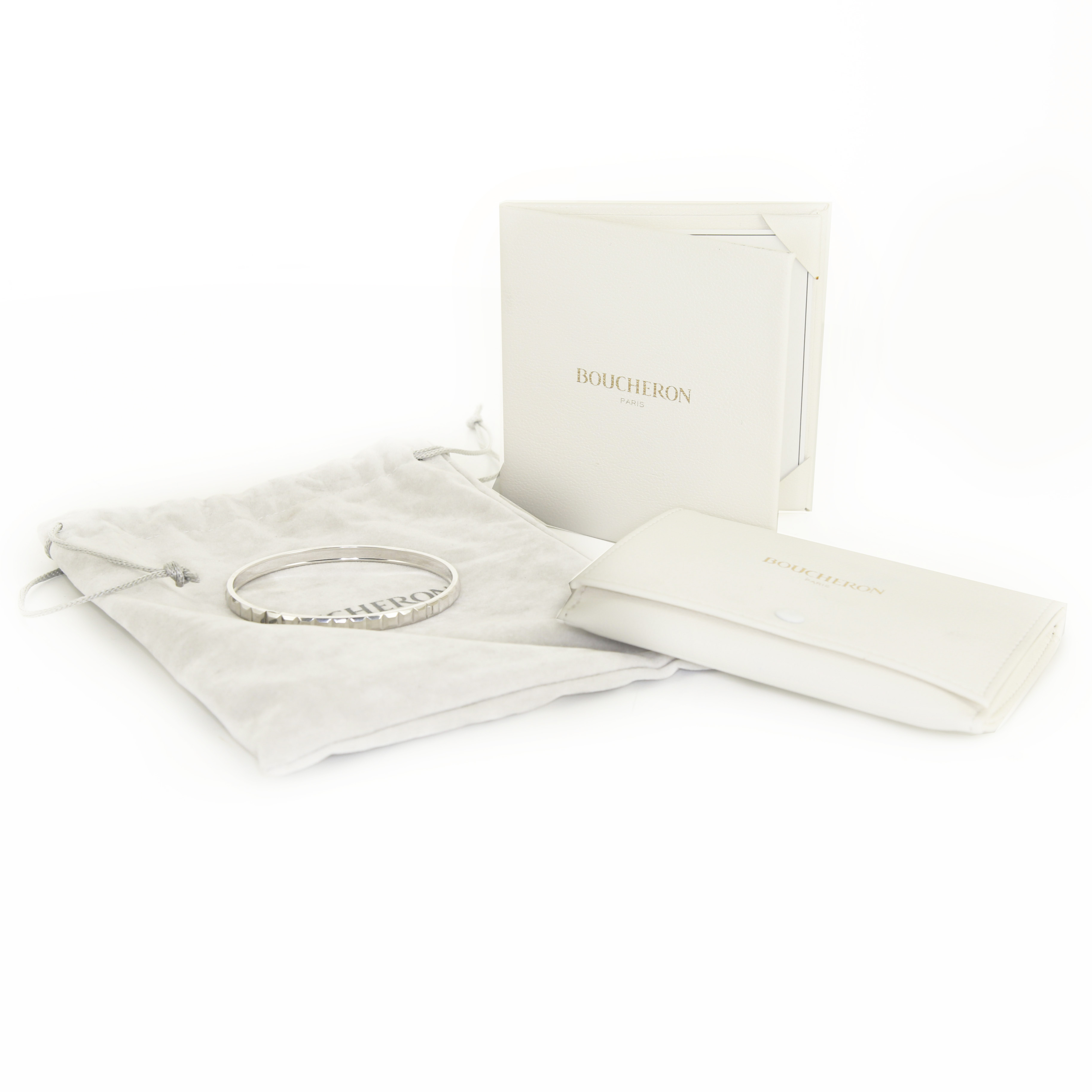 Bracelet rigide Boucheron Clou de Paris grand modèle en or blanc