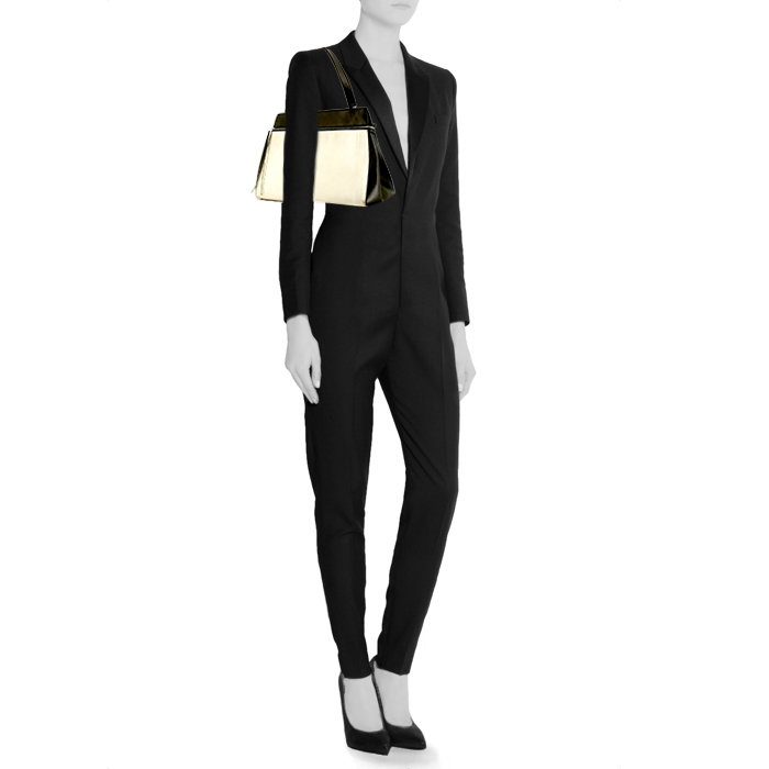 Celine Edge handbag in white and black grained leather - Detail D1