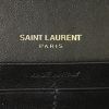 Sac bandoulière Saint Laurent Kate en cuir verni noir - Detail D4 thumbnail