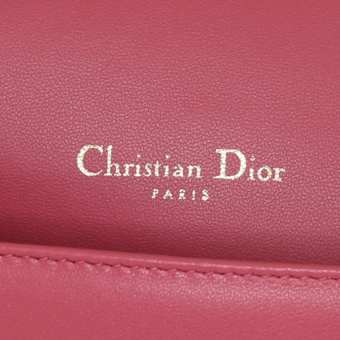 Dior Wallet on Chain shoulder bag in pink leather cannage - Detail D2