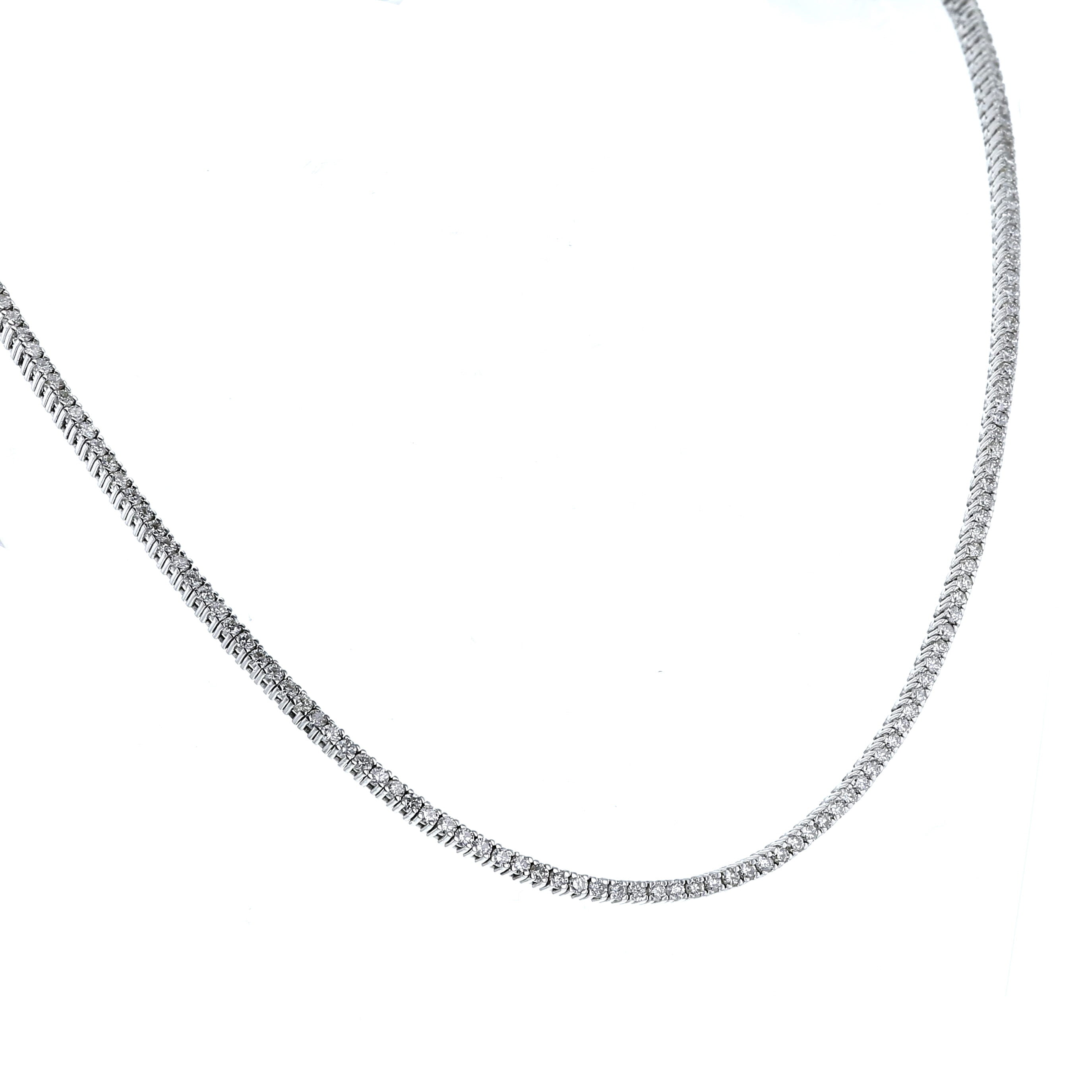 Collana in oro bianco e diamanti (5,69 carats) - Detail D1