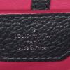 Louis Vuitton  Capucines MM handbag  in navy blue leather taurillon clémence  and pink piping - Detail D4 thumbnail