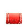 Bolso de mano Chanel Timeless jumbo en piel de pitón degradada rosa y roja - 360 thumbnail