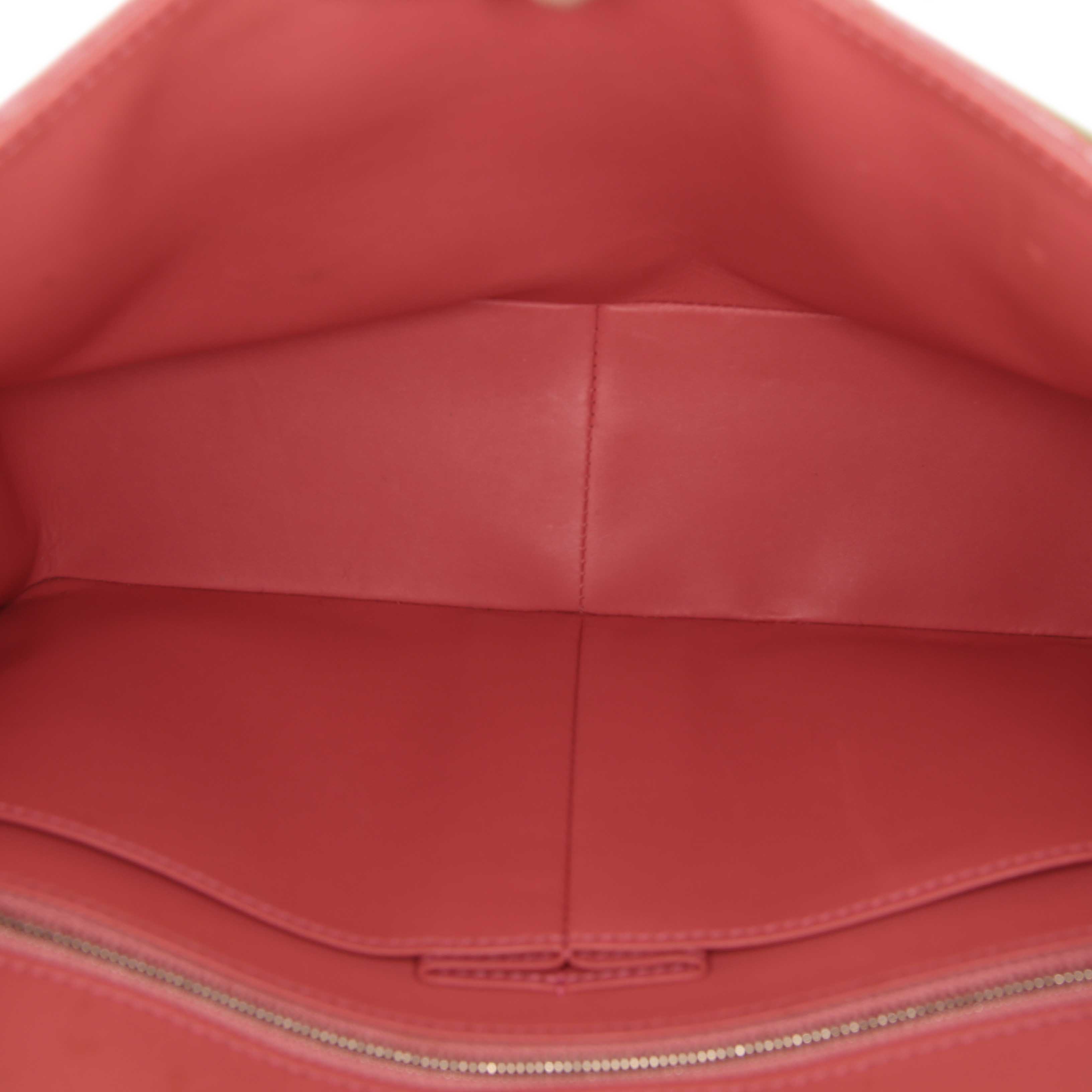 Sac à main Chanel  Timeless Jumbo en python dégradé rose et rouge - Detail D3