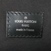 Sac à main Louis Vuitton Lockit  en cuir épi noir - Detail D3 thumbnail