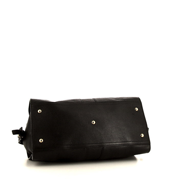 Yves Saint Laurent Chyc handbag in black leather - Detail D4