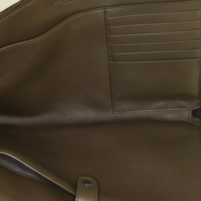 Bottega Veneta pouch in green intrecciato leather - Detail D2