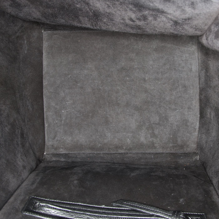 Shopping bag Céline Cabas Phantom in pelle martellata nera - Detail D2