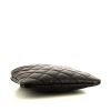 Chanel shoulder bag in black quilted leather - Detail D4 thumbnail