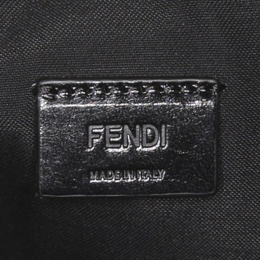 Pochette Fendi in pelle nera - Detail D3