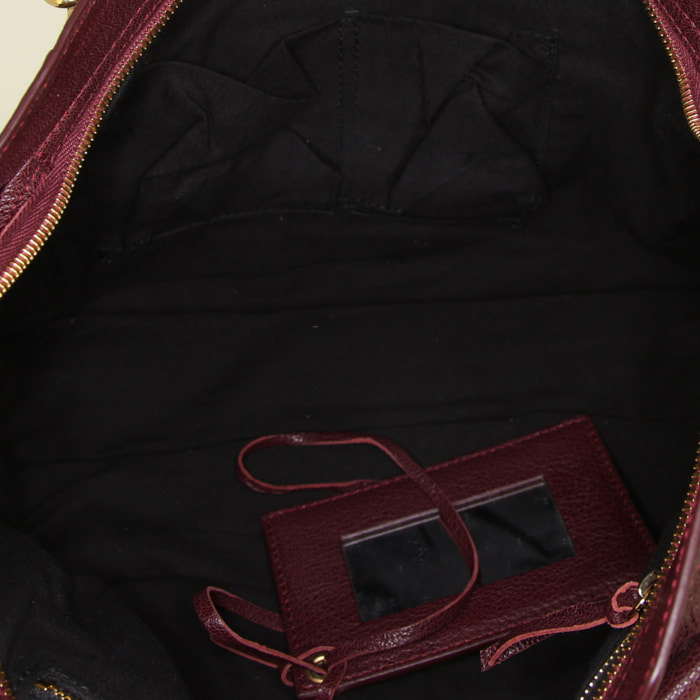 Balenciaga Classic City handbag in burgundy leather - Detail D3