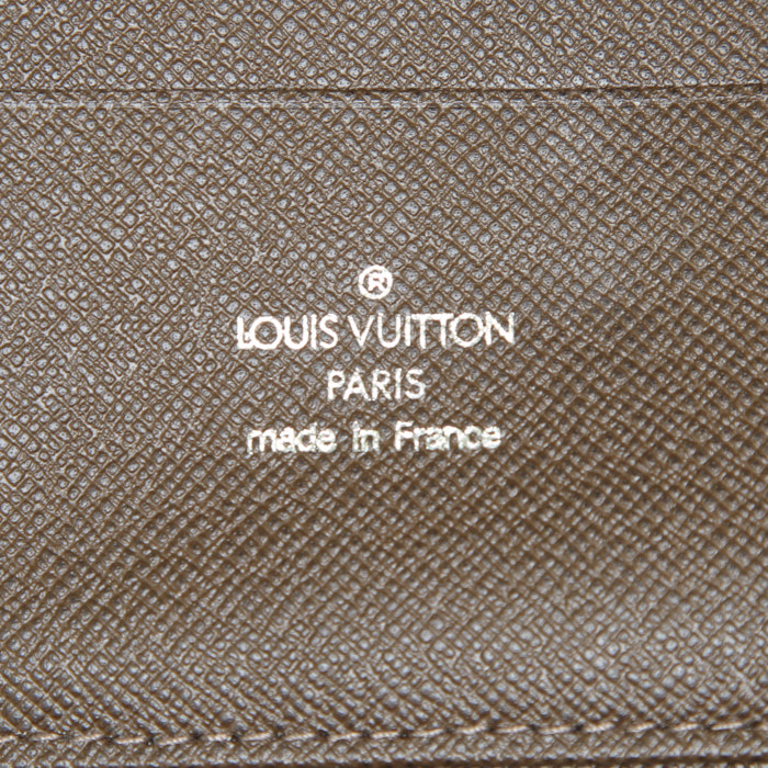 Billetera Louis Vuitton Organizer en cuero taiga marrón - Detail D3