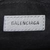 Bolso de mano Balenciaga Classic City en cuero gris - Detail D4 thumbnail