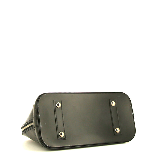 Louis Vuitton Alma medium model handbag in black epi leather - Detail D4