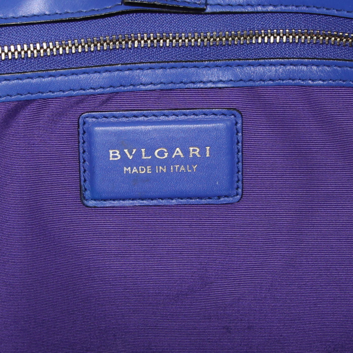 Sac à main Bulgari Serpenti en cuir bleu - Detail D3