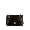 Chanel  Timeless Jumbo shoulder bag  in black quilted grained leather - 360 thumbnail