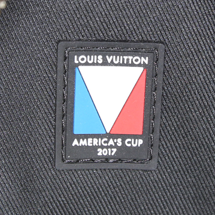 Mochila Louis Vuitton Josh en lona a cuadros gris Graphite y cuero negro - Detail D3