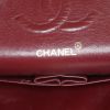 Sac à main Chanel Timeless en cuir noir - Detail D4 thumbnail