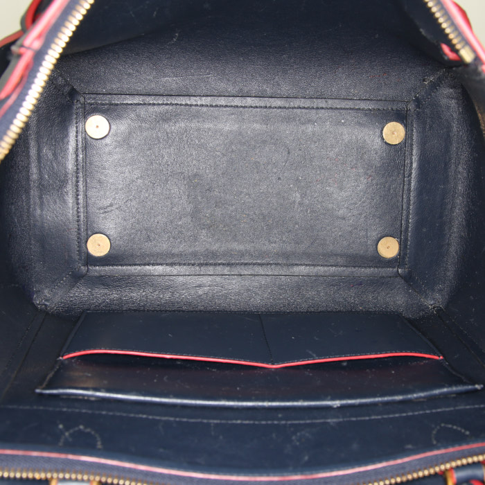Sac à main Celine  Belt mini  en cuir bleu-marine - Detail D3