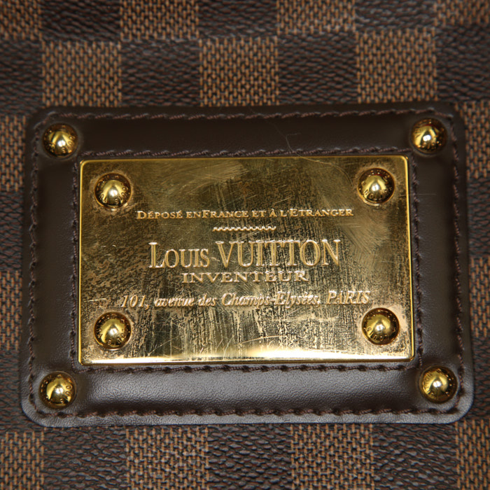 Sac à main Louis Vuitton Berkeley en toile damier ébène et cuir marron - Detail D3