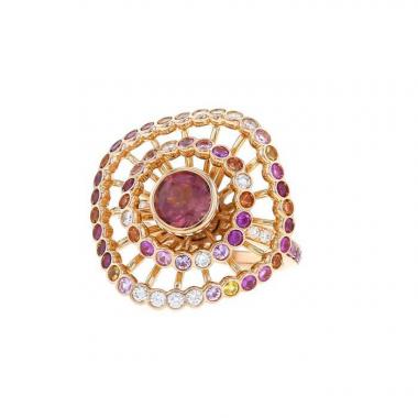 Anello Boucheron Ma Jolie modello grande in oro rosa,  diamanti e zaffiri e tormalina rosa