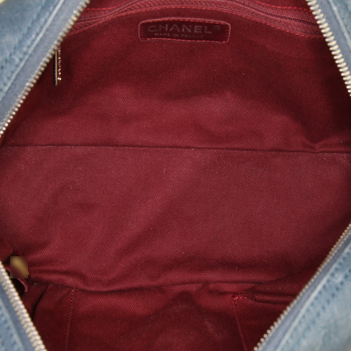 Borsa Chanel Camera in pelle trapuntata blu - Detail D2