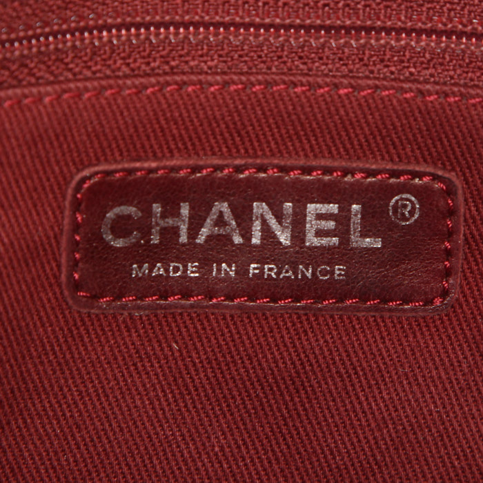 Bolso de mano Chanel Camera en cuero acolchado azul - Detail D3