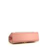 Bolso de mano Gucci Padlock en cuero liso rosa - Detail D5 thumbnail