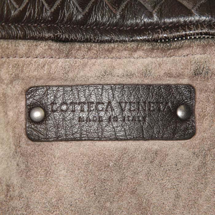 Bottega Veneta Cabat shopping bag in brown braided leather - Detail D3