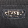 Borsa a tracolla Chanel Boy in denim blu a motivo patchwork - Detail D4 thumbnail