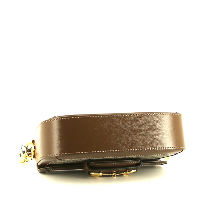 Bolso bandolera Gucci 1955 Horsebit mini en lona Monogram beige y cuero marrón - Detail D5