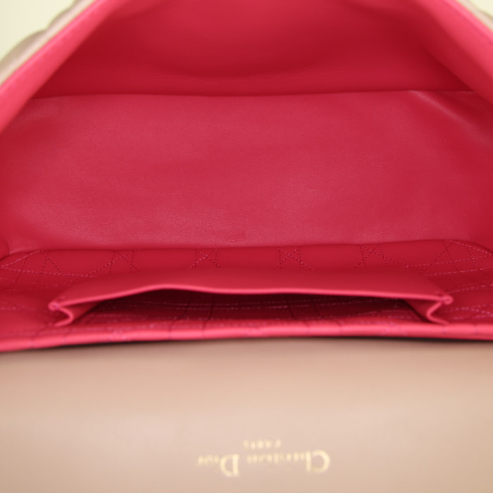 Dior Miss Dior handbag in rosy beige leather cannage - Detail D3