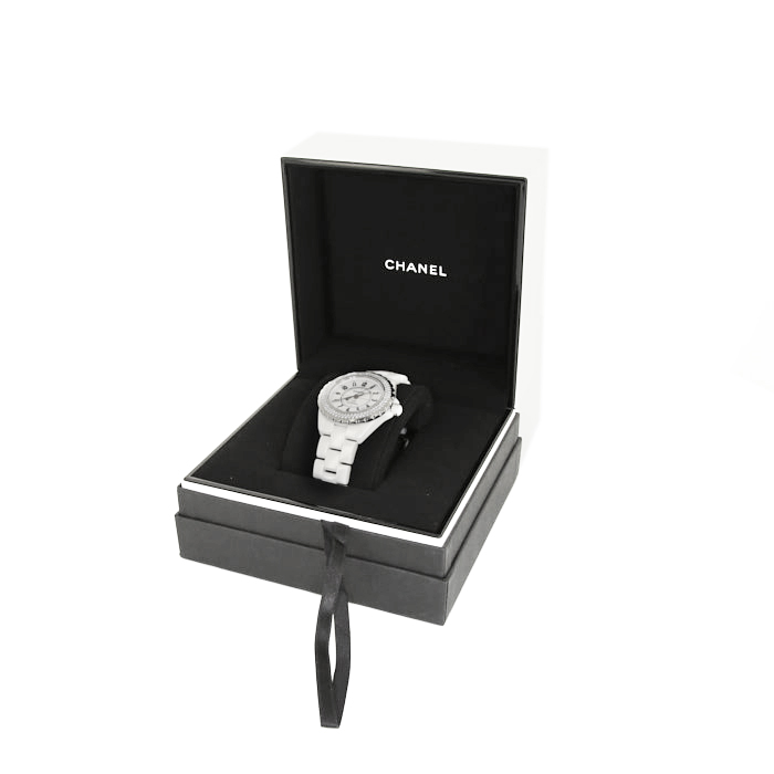 Montre Chanel J12 Joaillerie en céramique blanche Ref :  H0969 Vers  2000 - Detail D2